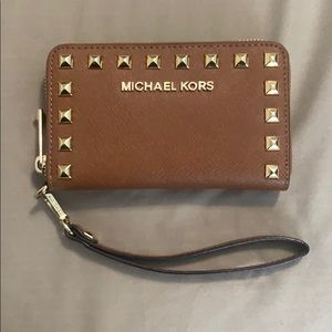 Michael Kors wristlet
